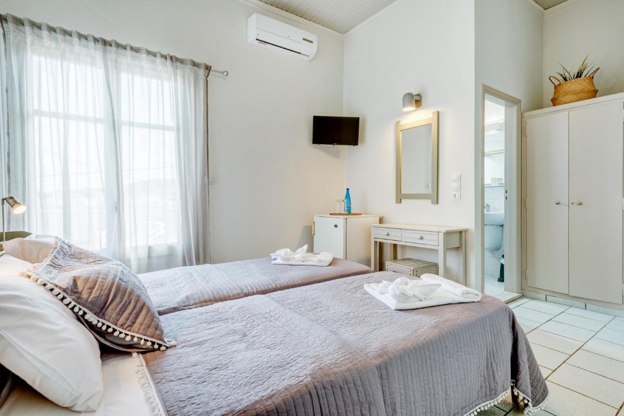Hotel Kamelo Vári 외부 사진
