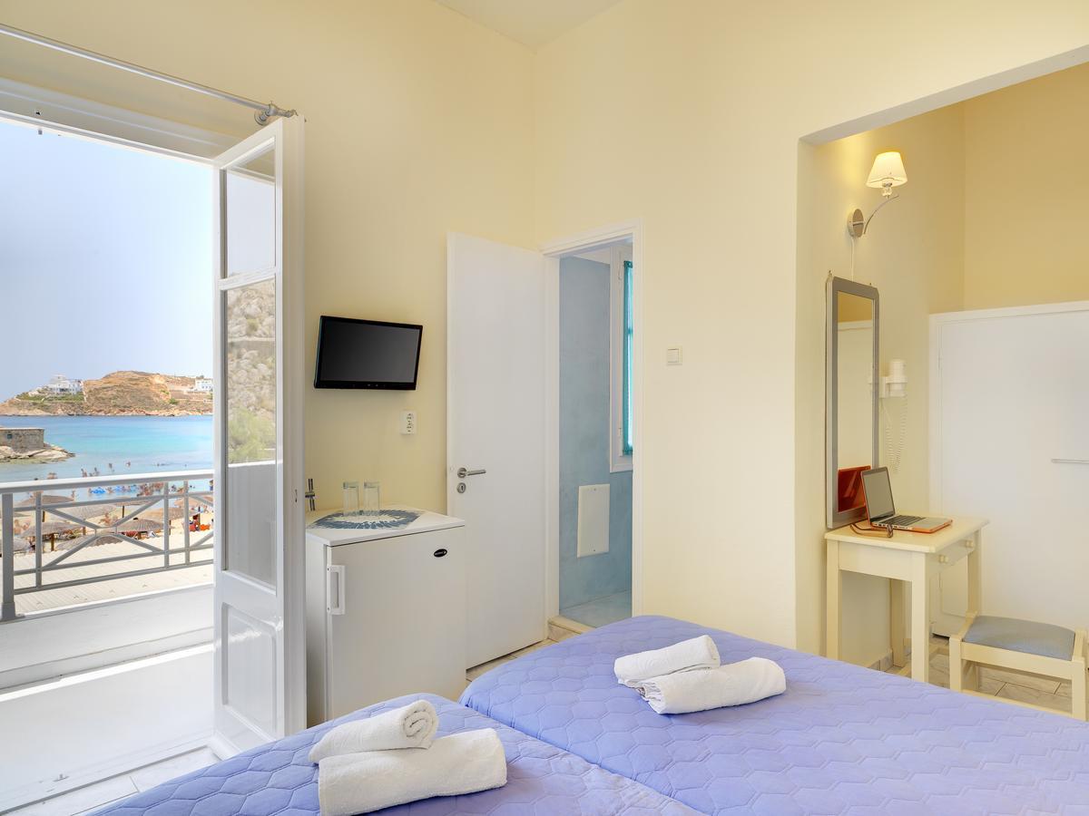 Hotel Kamelo Vári 외부 사진